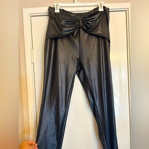 Black stretch leggings